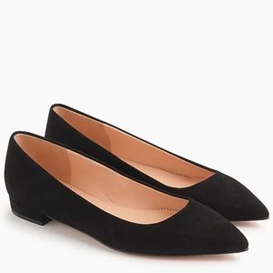 Pointed-toe flats in suede